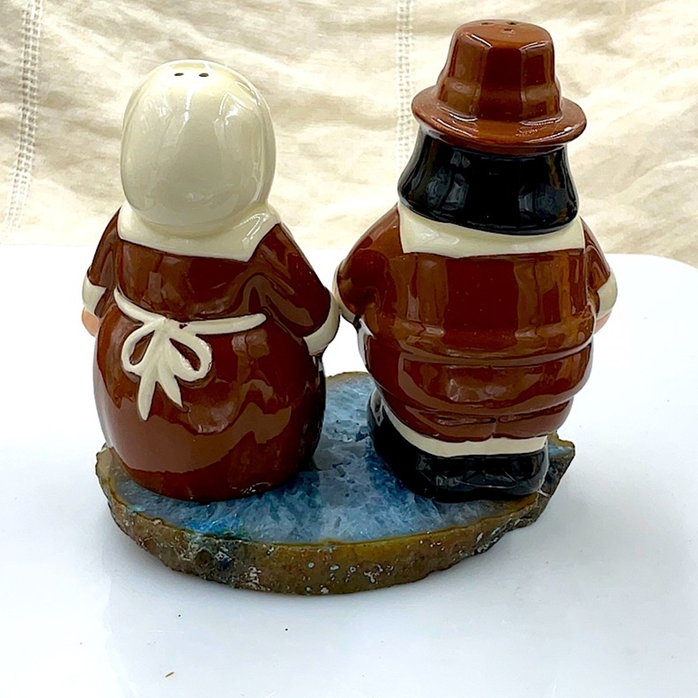 BrandNew,NeverUsed 2015 Publix Supermarkets ThePilgrimPair Salt & Pepper Shakers - Picture 2 of 7